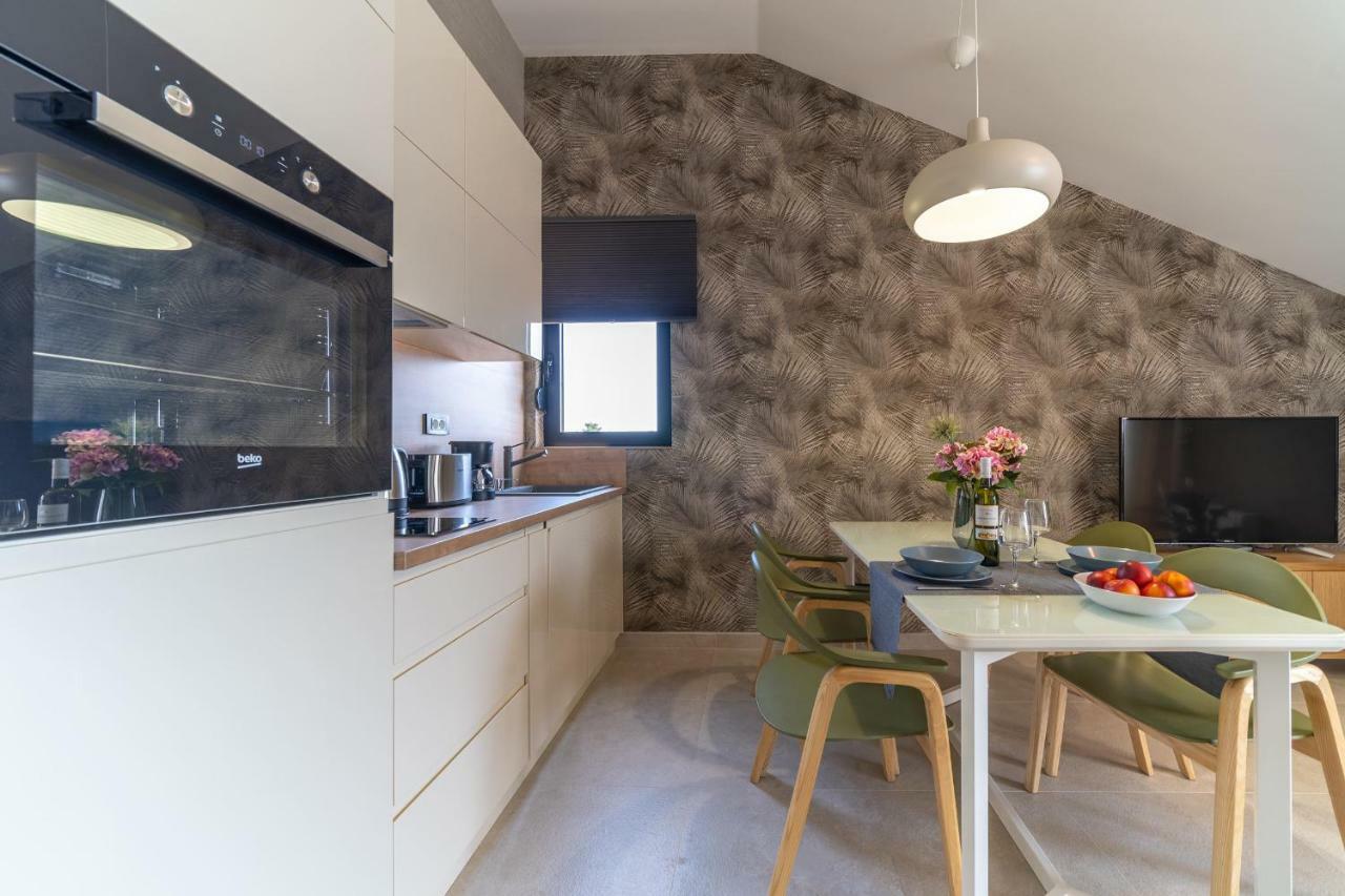 Sealine Apartments A1 Tivat Buitenkant foto