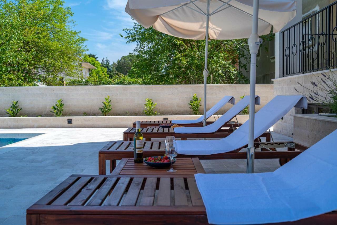 Sealine Apartments A1 Tivat Buitenkant foto